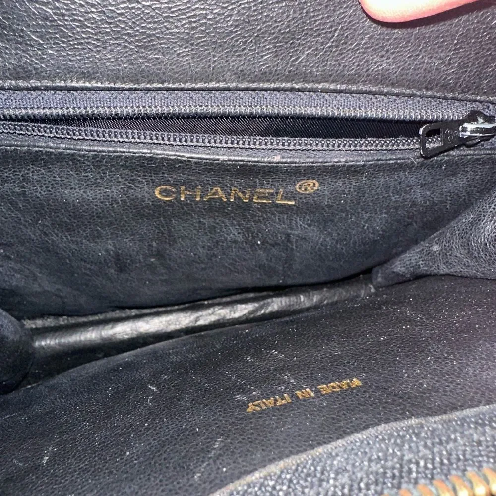 CHANEL Black Chevron Leather Shoulder Bag with Gold Accent